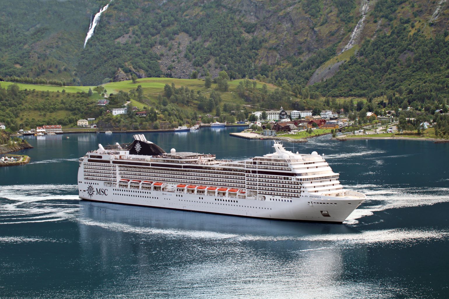 MSC MAGNIFICA_
